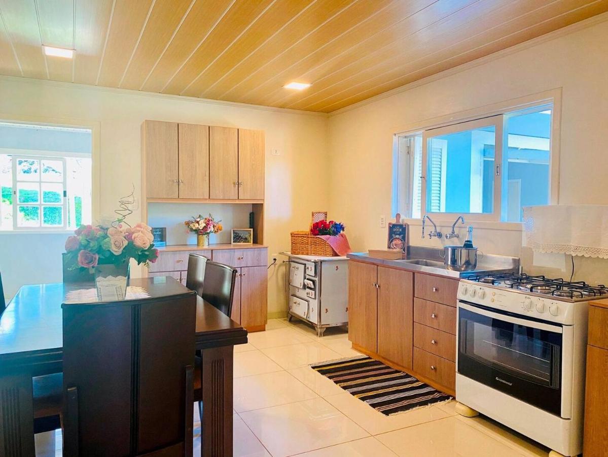 Casa Ampla E Aconchegante Em Gramadoヴィラ エクステリア 写真